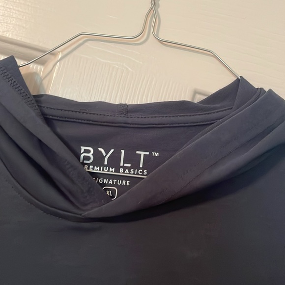 Men’s BYLT hooded long sleeve Signature pullover - Picture 2 of 4